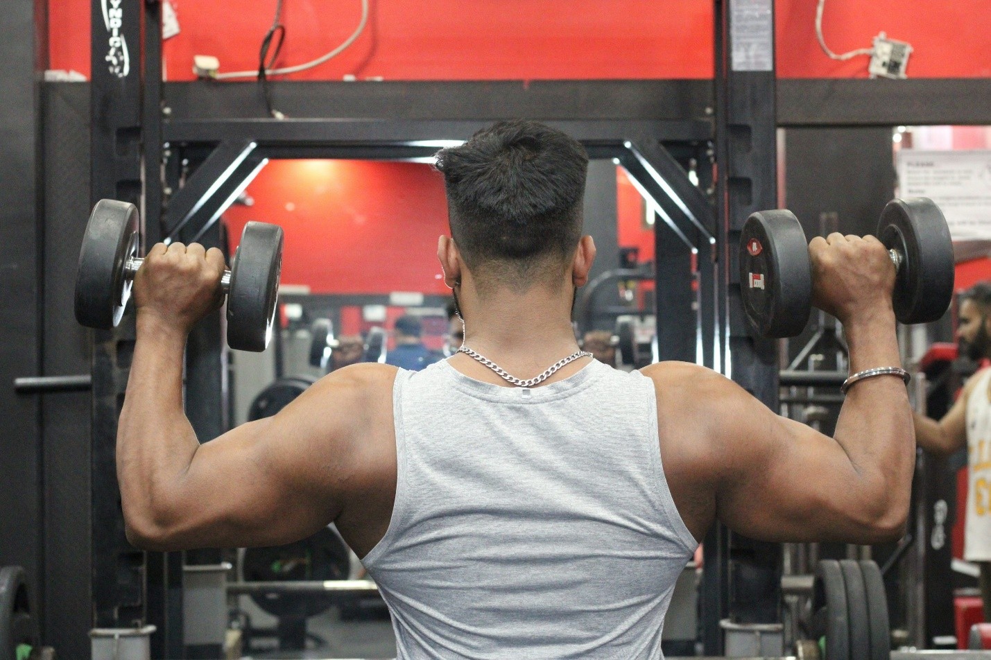 Best Biceps Workout at Gym for Bigger Arms in 2026
